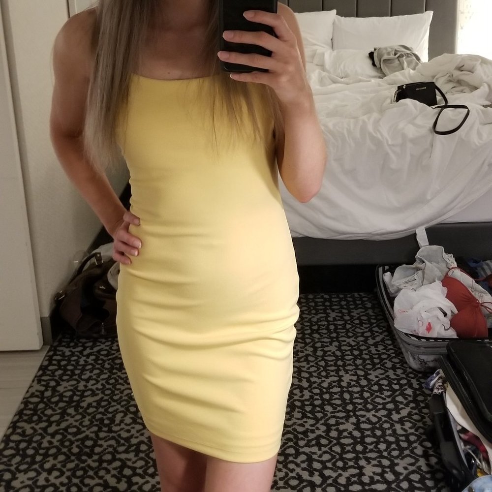 Dynamite Square Neck Bodycon Dress Yellow XS